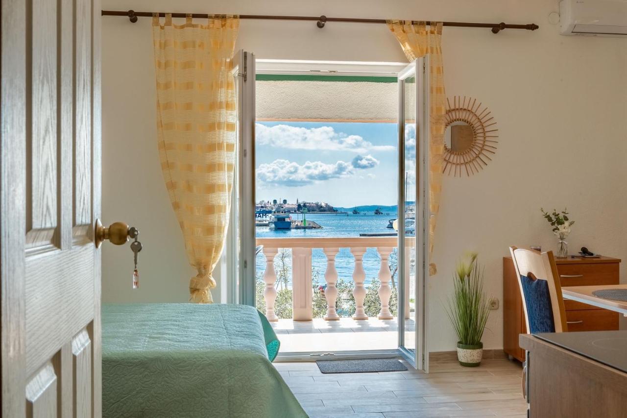 Mare-More Studio W Balcony And Beach Front And View Zadar Eksteriør billede