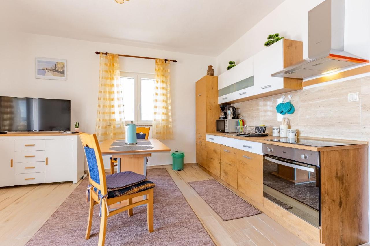 Mare-More Studio W Balcony And Beach Front And View Zadar Eksteriør billede
